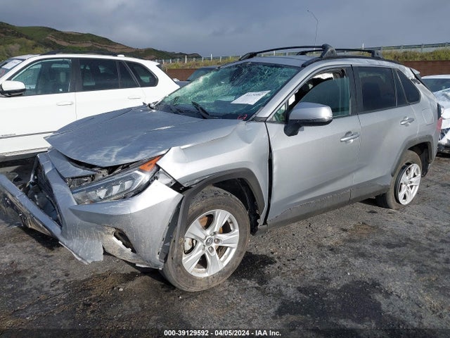 Toyota Rav4 Xle 2020 2T3W1RFV6LW072786 Image 2