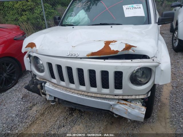 1C4NJPBA0FD304707 Jeep Patriot Sport