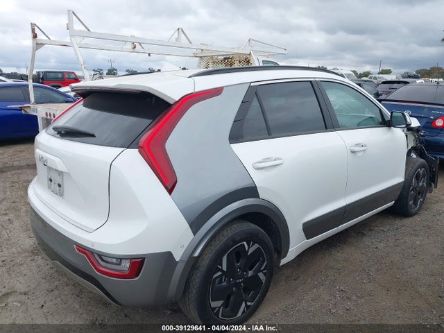 KIA Niro Ev Wave 2023 KNDCT3L18P5015482 Image 4