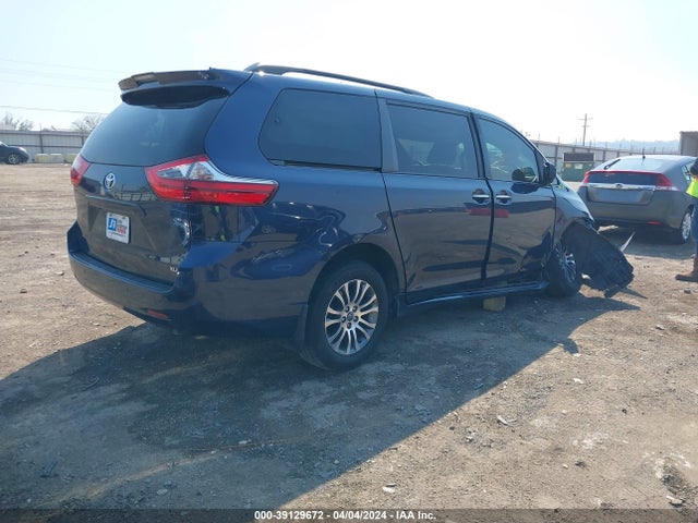 Toyota SIENNA XLE 2020 5TDYZ3DCXLS042899 Image 4