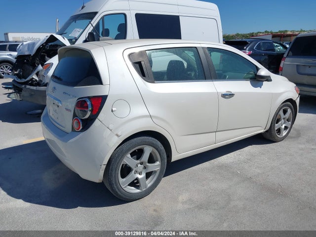 Chevrolet Sonic Ltz Auto 2015 1G1JE6SB7F4124008 Image 4