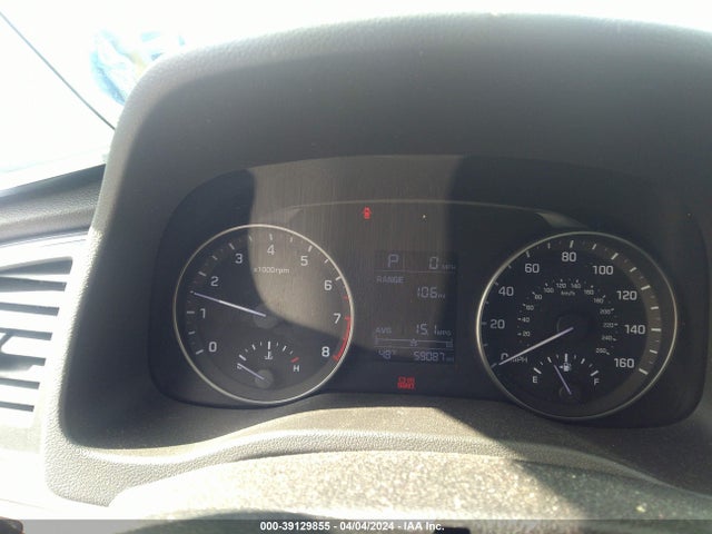 Hyundai ELANTRA SE 2017 5NPD84LF6HH130493 Image 7