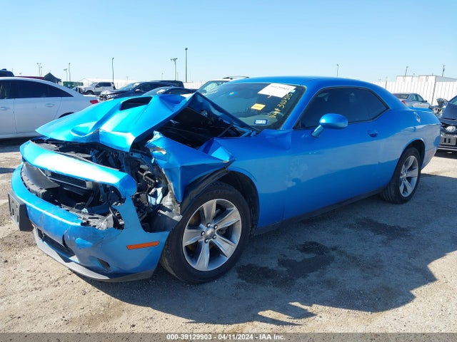 Dodge Challenger Sxt 2018 2C3CDZAG2JH310315 Image 2