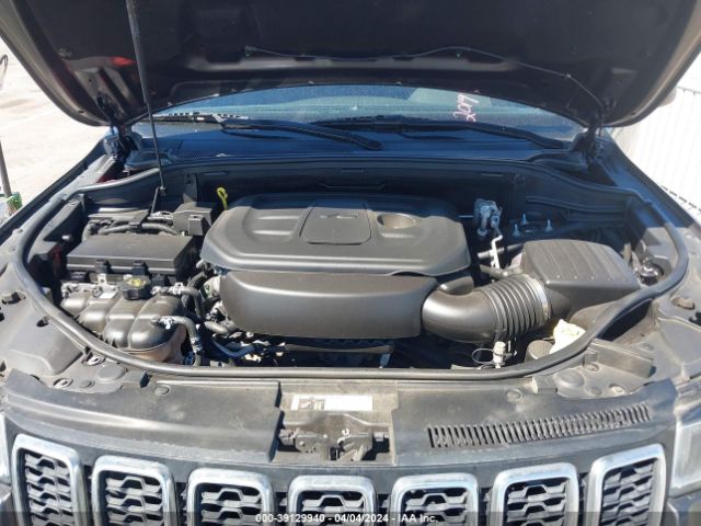 1C4RJEAG1KC792254 Jeep Grand Cherokee Laredo E 4x2
