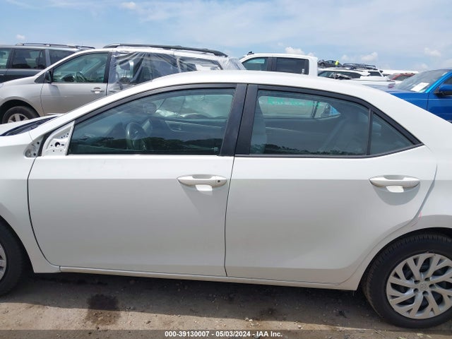 Toyota COROLLA LE 2017 5YFBURHE4HP578265 Image 15