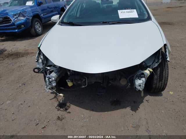 Toyota COROLLA LE 2017 5YFBURHE4HP578265 Image 6