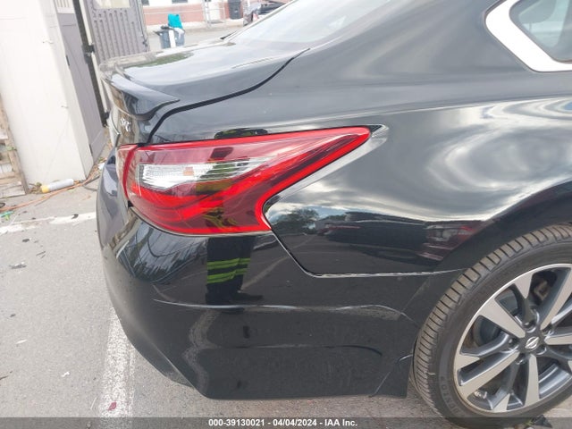 Nissan Altima 2.5 Sr 2017 1N4AL3AP1HC286658 Image 13