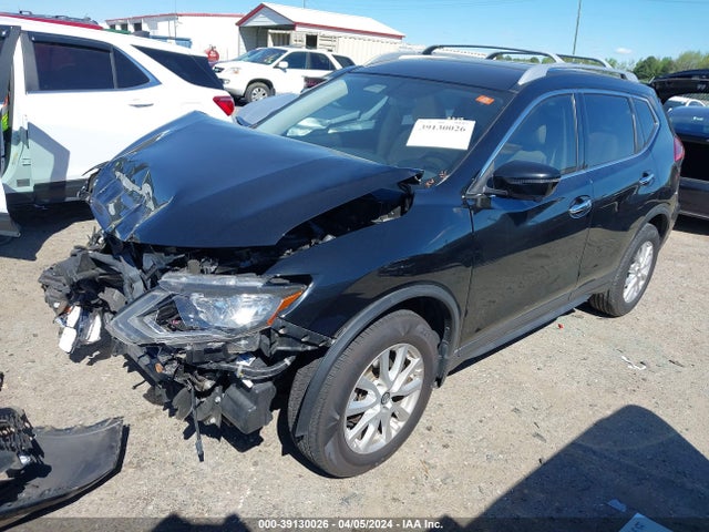 Nissan ROGUE SV 2017 JN8AT2MT3HW146367 Image 2