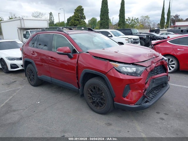 Toyota RAV4 LE 2019 JTMK1RFV5KD010757 Image 1