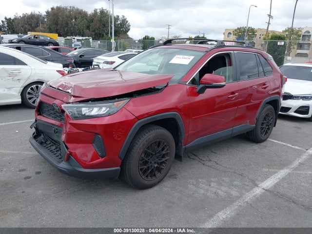 Toyota RAV4 LE 2019 JTMK1RFV5KD010757 Image 2