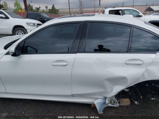 3MW69FF00R8E34963 BMW 3 Series 330i