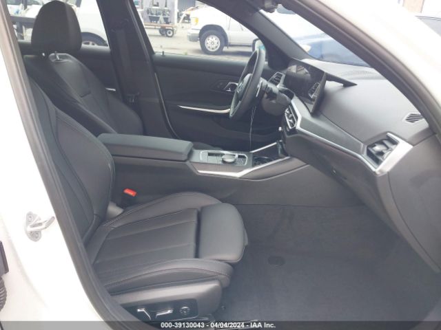 3MW69FF00R8E34963 BMW 3 Series 330i