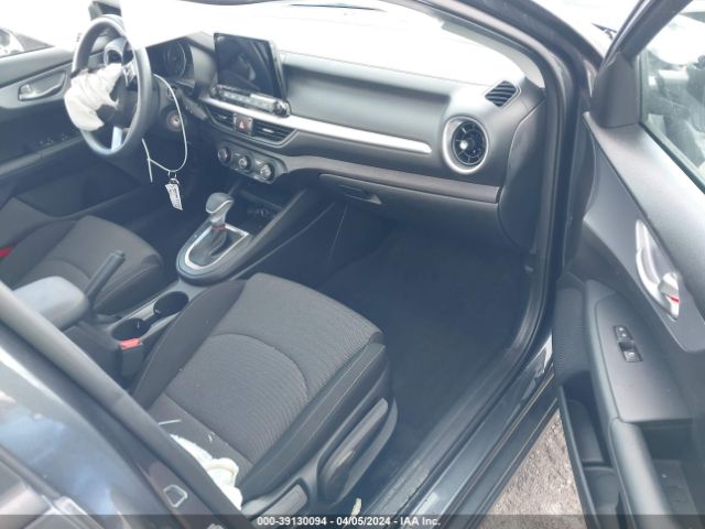 3KPF24AD3NE441231 KIA FORTE FE