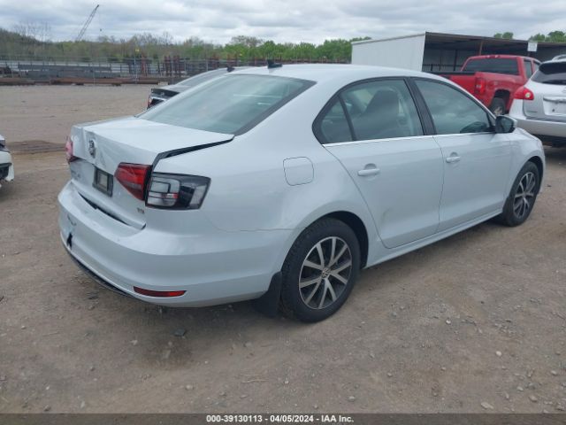 3VWDB7AJ6HM380589 Volkswagen Jetta 1.4t Se