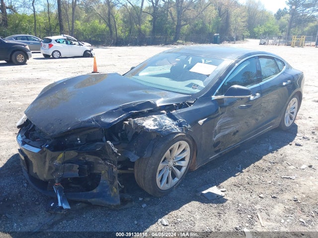 5YJSA1E20JF284819 Tesla Model S 100d/75d/p100d