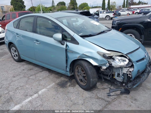 Toyota Prius Three 2015 JTDKN3DU3F1900676 Image 1