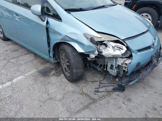 Toyota Prius Three 2015 JTDKN3DU3F1900676 Image 6