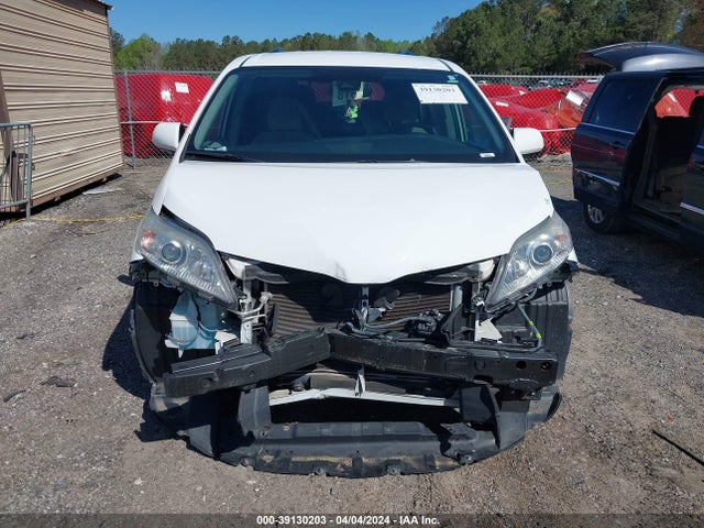 Toyota SIENNA LE 2020 5TDKZ3DC3LS023696 Image 13