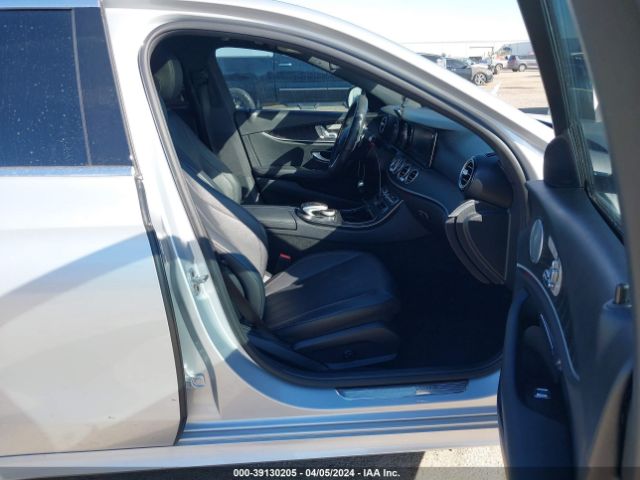 WDDZF4JB5KA562752 Mercedes-Benz E 300