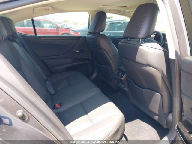 58ADZ1B18NU121947 Lexus ES 350
