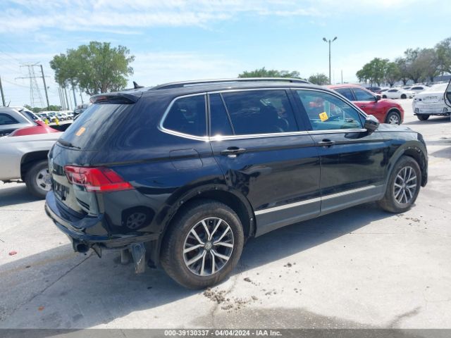 3VV3B7AX5LM092267 Volkswagen Tiguan 2.0t Se/2.0t Se R-line Black/2.0t Sel