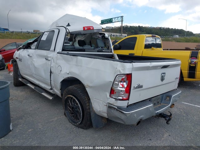 1C6RR7LMXHS880989 RAM 1500 Big Horn  4x4 5'7 Box