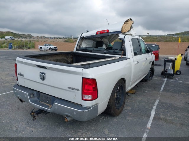 1C6RR7LMXHS880989 RAM 1500 Big Horn  4x4 5'7 Box