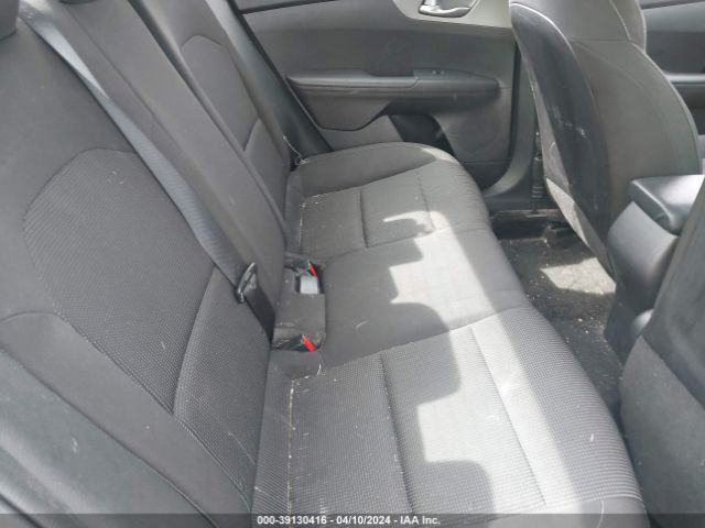3KPF24AD2ME303372 KIA Forte Lxs