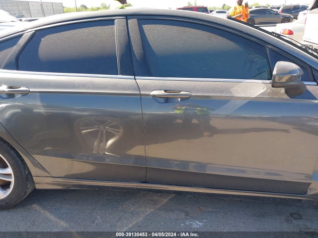 Ford FUSION SE 2018 3FA6P0H77JR140660 Image 12