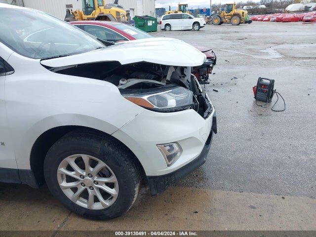 Chevrolet EQUINOX LT 2018 2GNAXSEVXJ6126348 Image 18