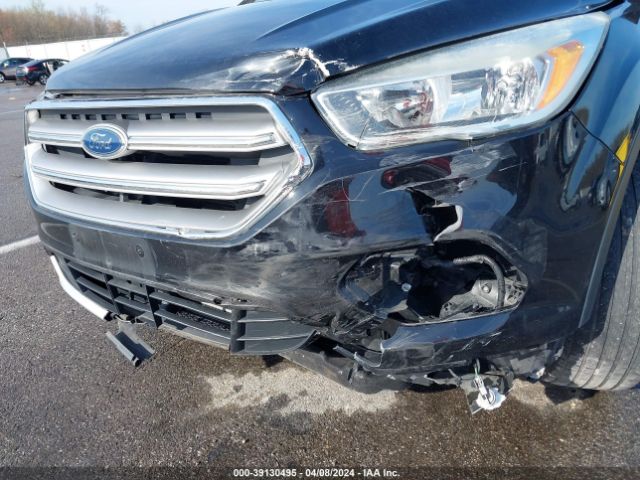 1FMCU9G9XHUA24509 Ford ESCAPE SE
