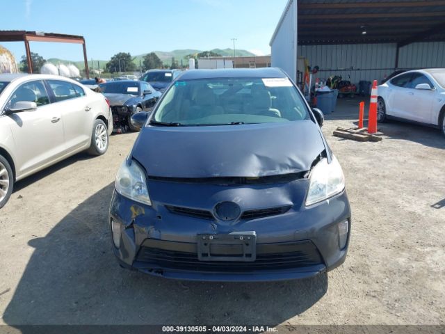 JTDKN3DU2F1875432 Toyota Prius Three