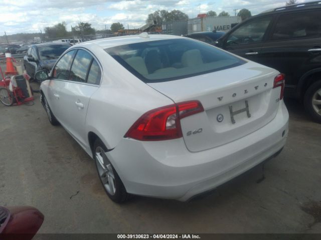 YV126MFB6F2300883 Volvo S60 T5 Premier