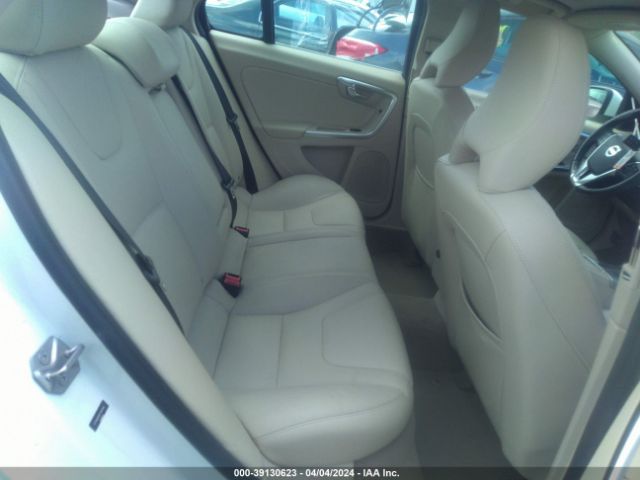 YV126MFB6F2300883 Volvo S60 T5 Premier