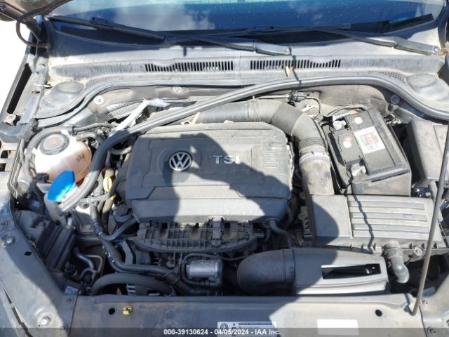 3VWD17AJ1JM236408 Volkswagen Jetta 1.8t Se Sport