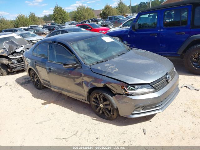 3VWD17AJ1JM236408 Volkswagen Jetta 1.8t Se Sport