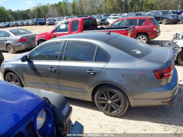 3VWD17AJ1JM236408 Volkswagen Jetta 1.8t Se Sport