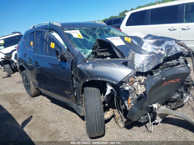 Nissan ROGUE S 2017 KNMAT2MV3HP548817 Image 1