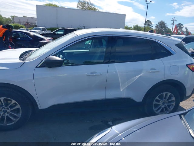 Ford ESCAPE SE 2022 1FMCU0G63NUA46431 Image 14