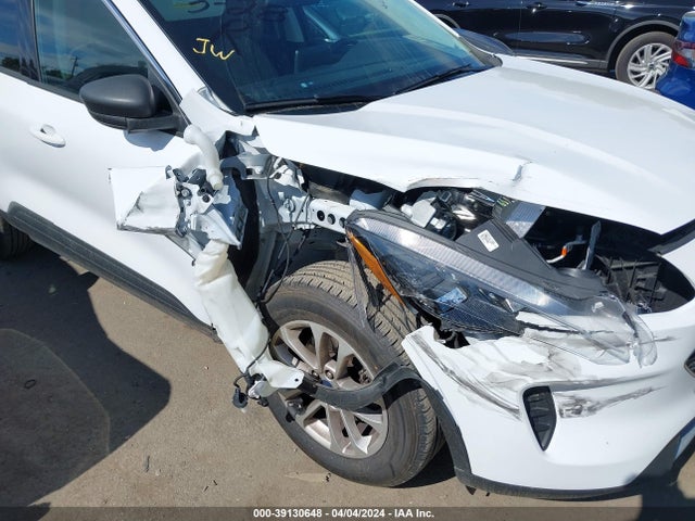 Ford ESCAPE SE 2022 1FMCU0G63NUA46431 Image 6