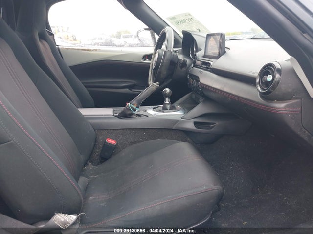 Mazda Mx-5 Miata Club 2018 JM1NDAC76J0204635 Image 5