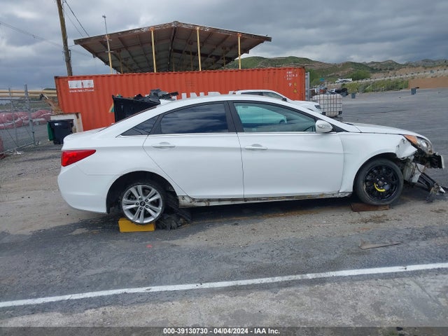 Hyundai SONATA GLS 2014 5NPEB4AC9EH939304 Image 13