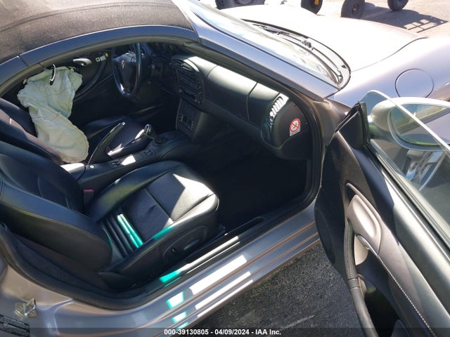 2001 PORSCHE BOXSTER WP0CA298X1S620617 Photo 4