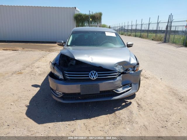1VWAT7A38FC105015 Volkswagen Passat 1.8t Limited Edition