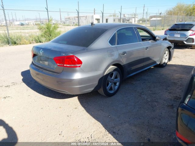 1VWAT7A38FC105015 Volkswagen Passat 1.8t Limited Edition