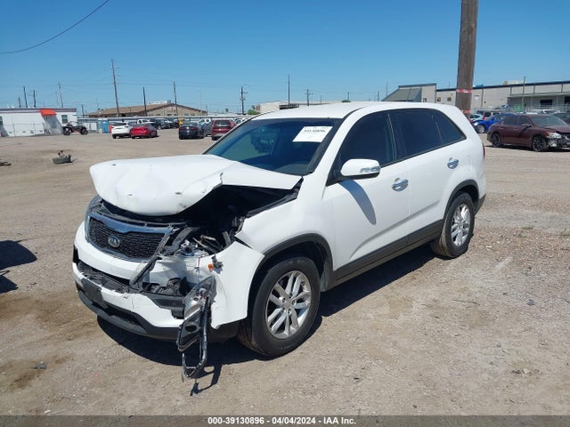KIA SORENTO LX 2015 5XYKT3A65FG628661 Image 2