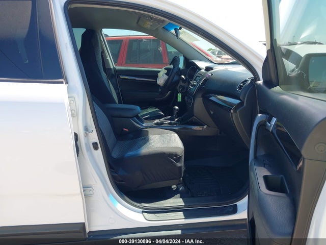 KIA SORENTO LX 2015 5XYKT3A65FG628661 Image 5
