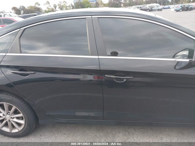 Hyundai SONATA SE 2018 5NPE24AFXJH676714 Image 13