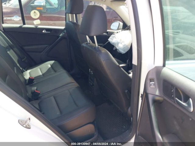 WVGAV7AX4FW602167 Volkswagen TIGUAN SE
