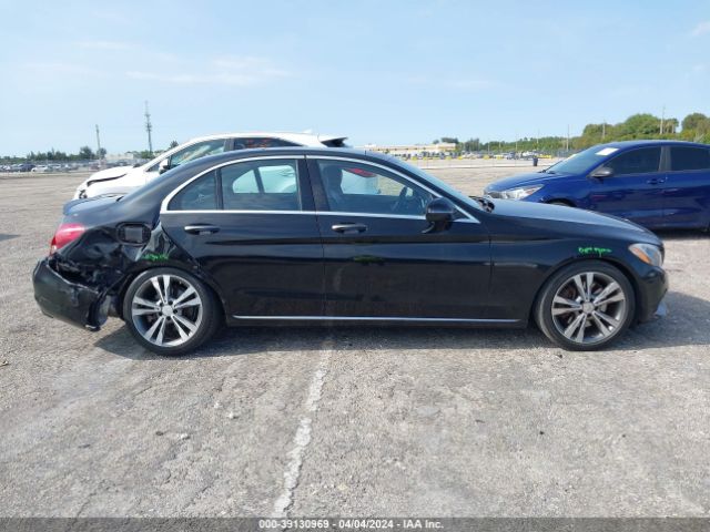 WDDWF4JB2GR146833 Mercedes-Benz C 300 Luxury/sport